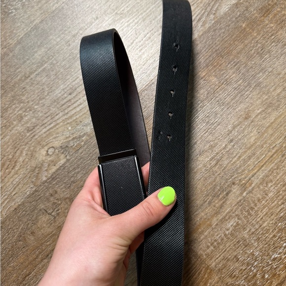 Men's Express Black Belt - Picture 3 of 4